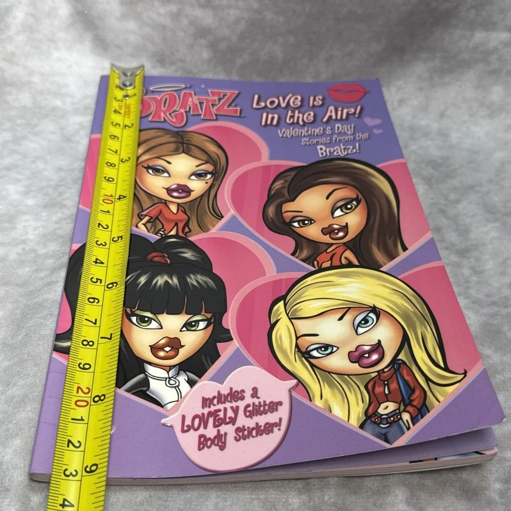 2003 Bratz: Love Is in the Air! Valentine's Day Stories from the Bratz Y2K Book